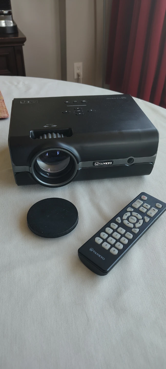 Vankyo Projector with Carrying Case