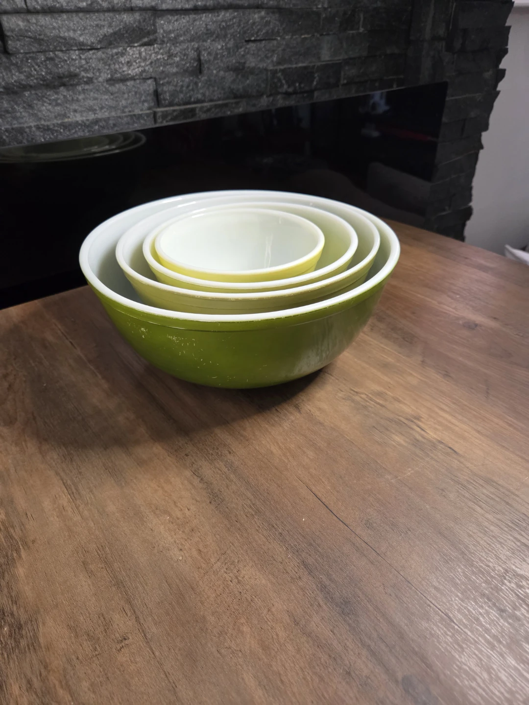 Vintage Pyrex Mixing Bowl Set