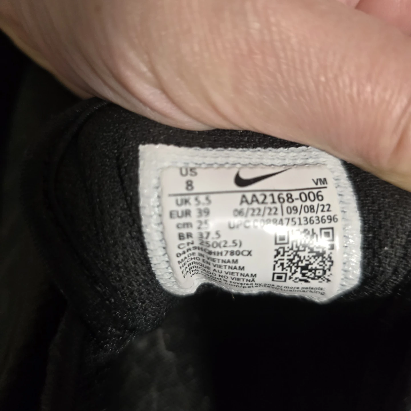 Nike Air Max Black Sneakers Size 8 US - photo 3