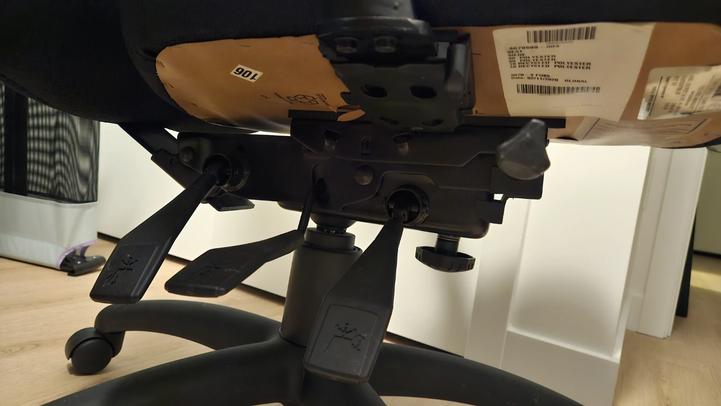 Office Ergonomic Chair - photo 4