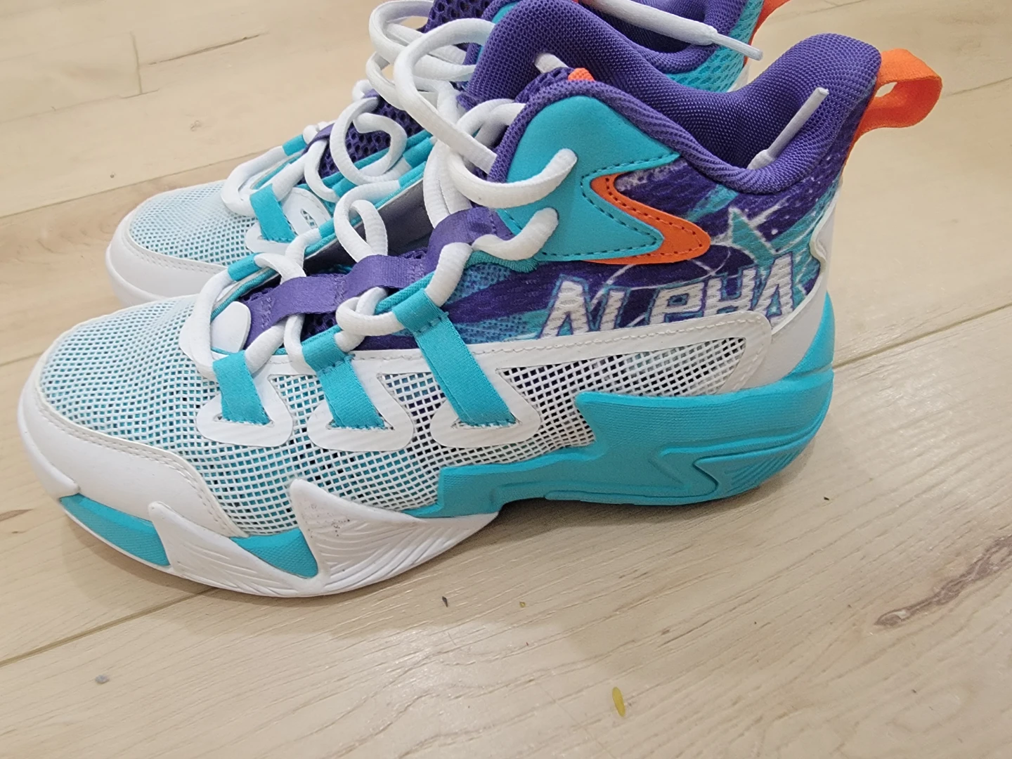 Alpha Kids Basketball Shoes, Size 5.5Y - photo 3