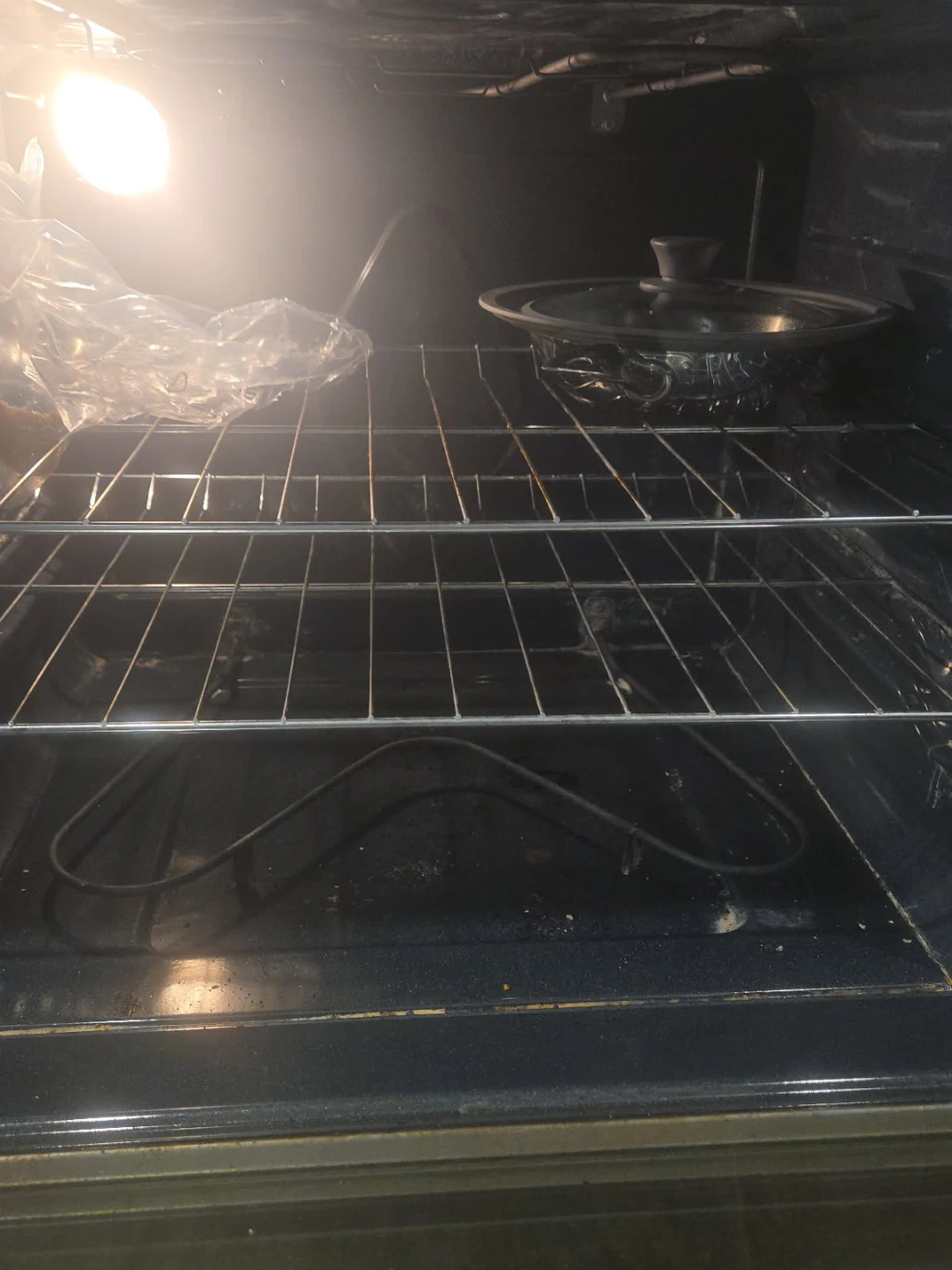 Frigidaire Electric Range with Oven - photo 3