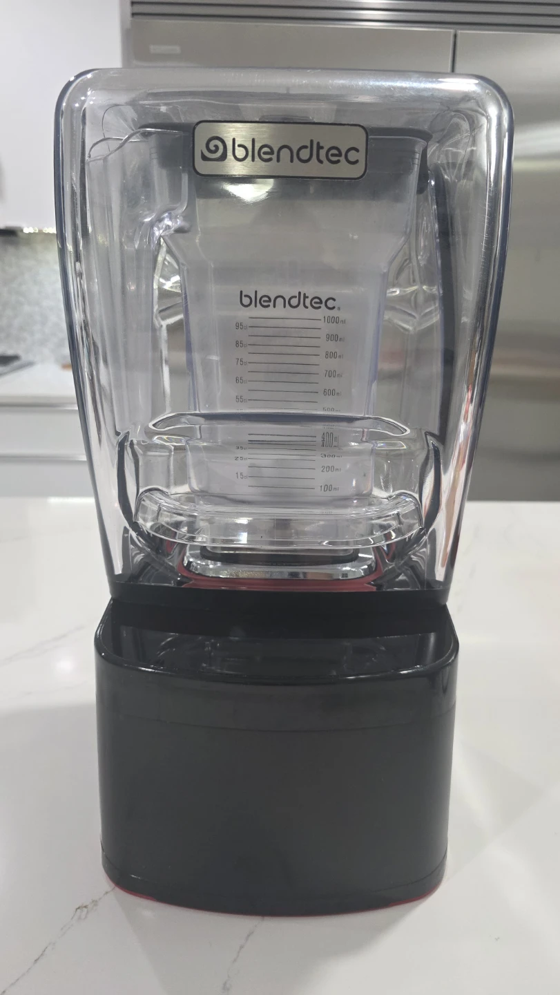 Blendtec Professional 800 Black Blender - photo 2