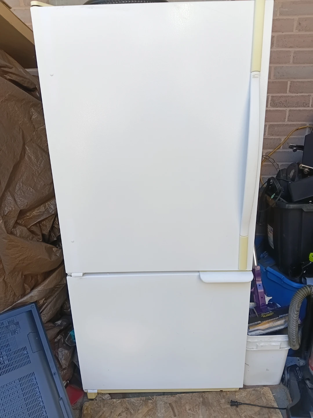 Amana Bottom Freezer Refrigerator