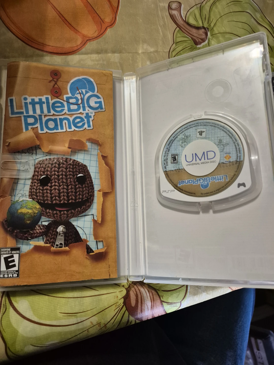 LittleBigPlanet for PSP - photo 2
