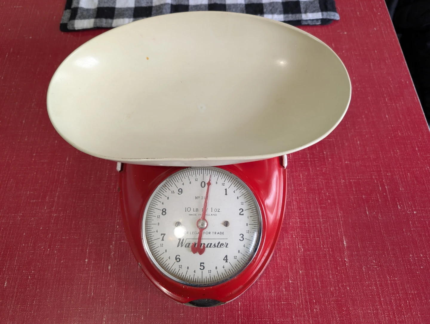 Vintage Waymaster Kitchen Scale