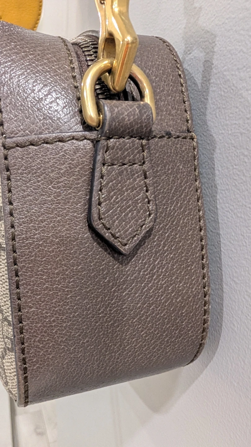 Authentic Gucci Neo Vintage GG Supreme Small Messenger Bag - photo 4