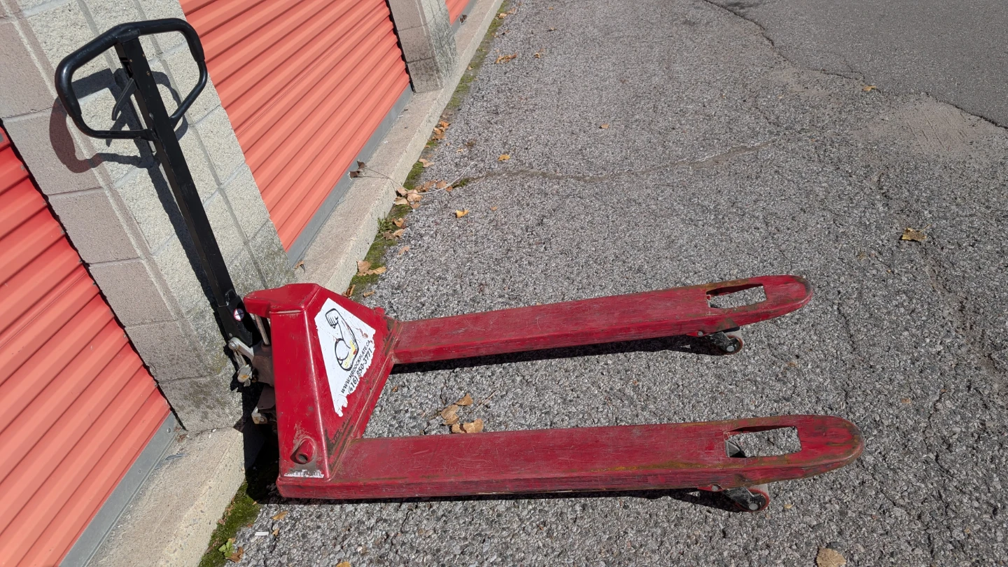 Red Pallet Jack - photo 2
