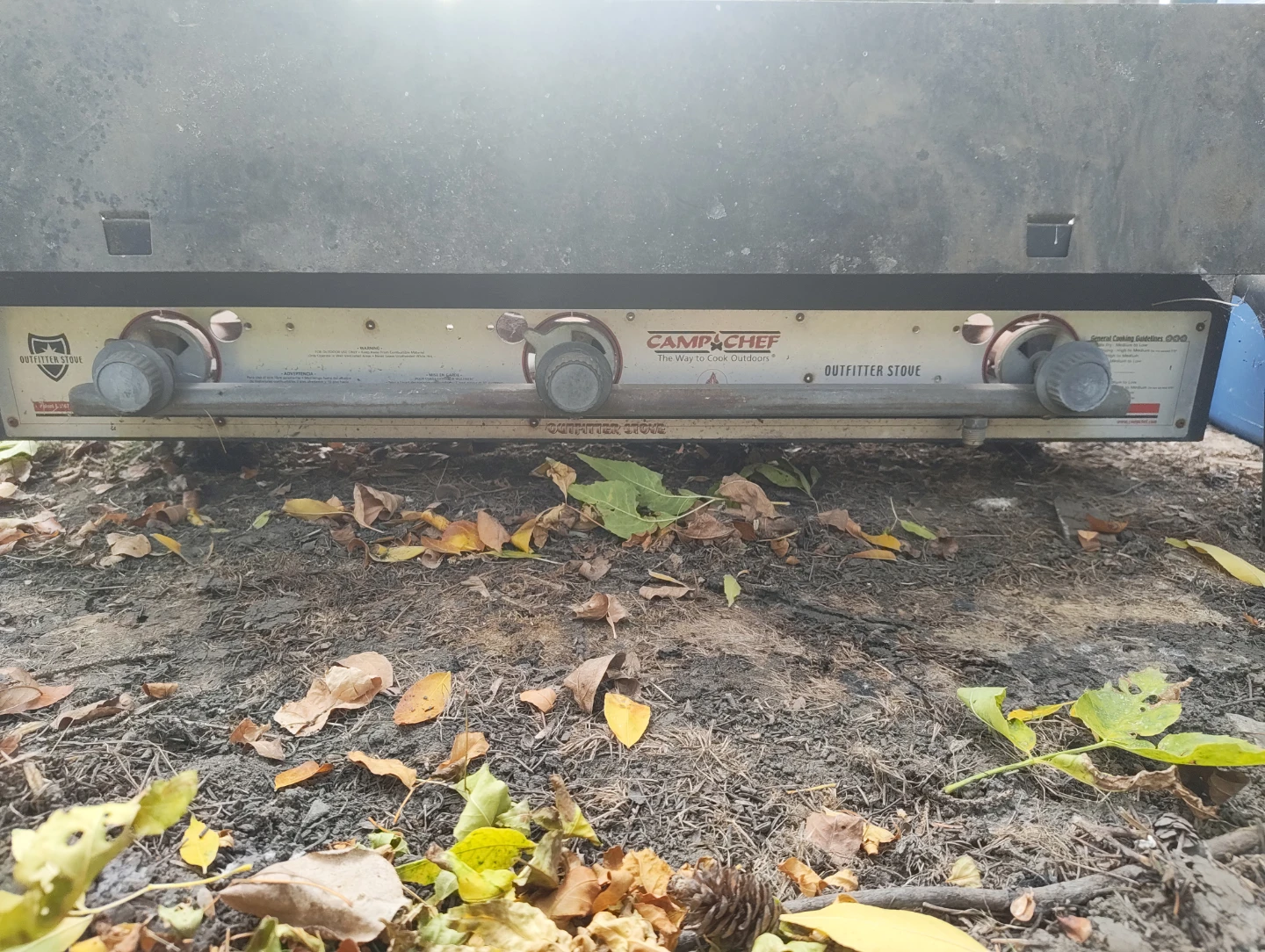 Camp Chef Outfitter 3-Burner Stove - photo 3