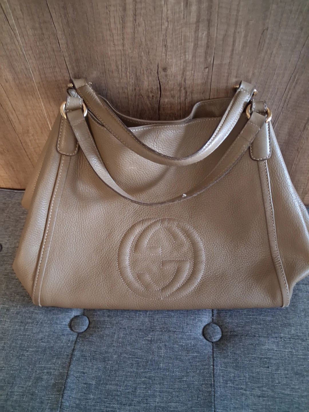 G Soho Leather Tote Bag