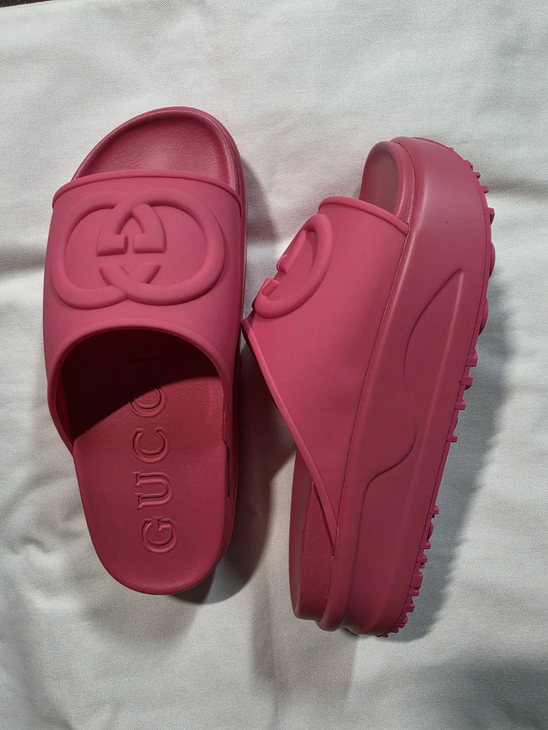 Gucci Pink Rubber Slides Size 10