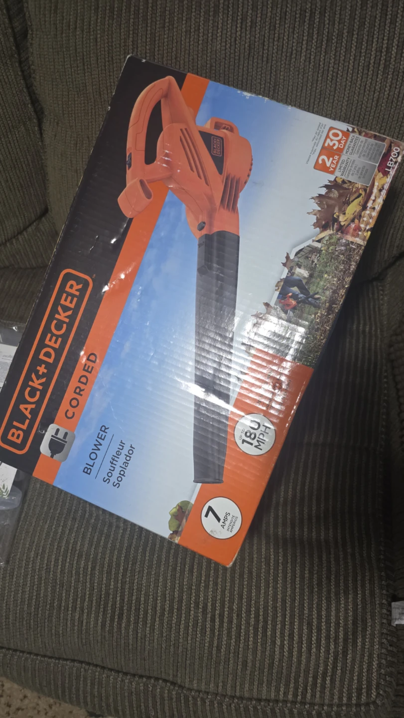 Black+Decker Corded Blower LB700