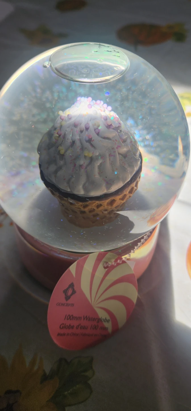 Concepts Ice Cream Cone Waterglobe - photo 2