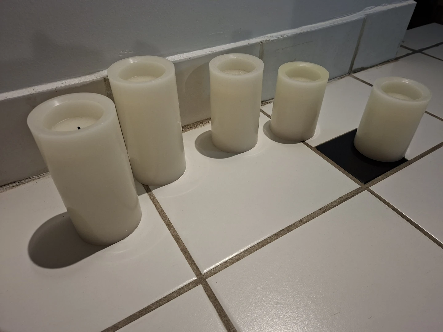 Set of 5 LED Pillar Candles - photo 2