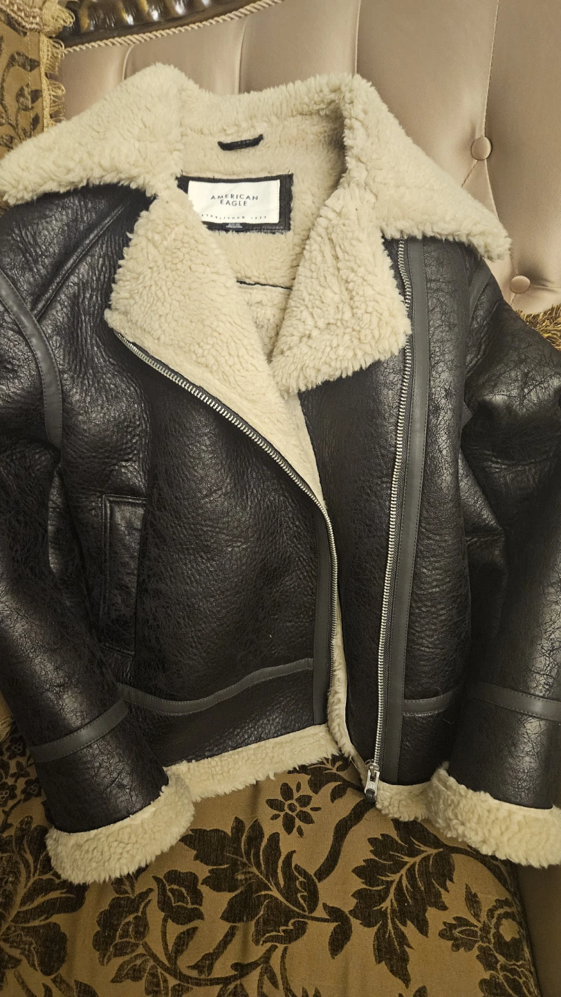 American Eagle faux leather shearling jacket - photo 2