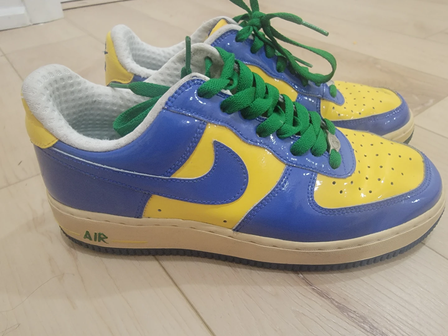 Nike Air Force 1 Brazil Size 7.5 - photo 2