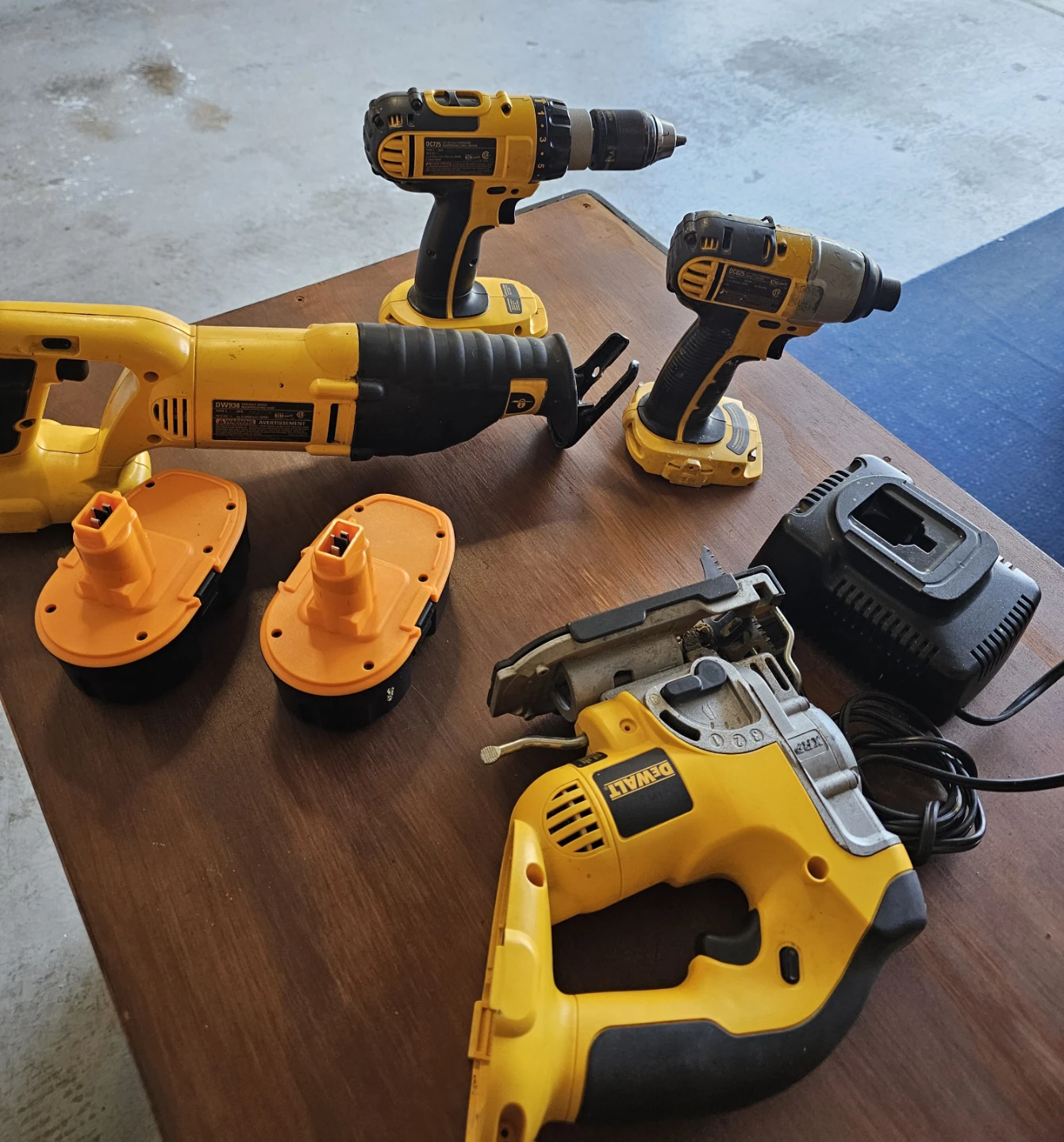DeWalt Cordless Power Tool Set