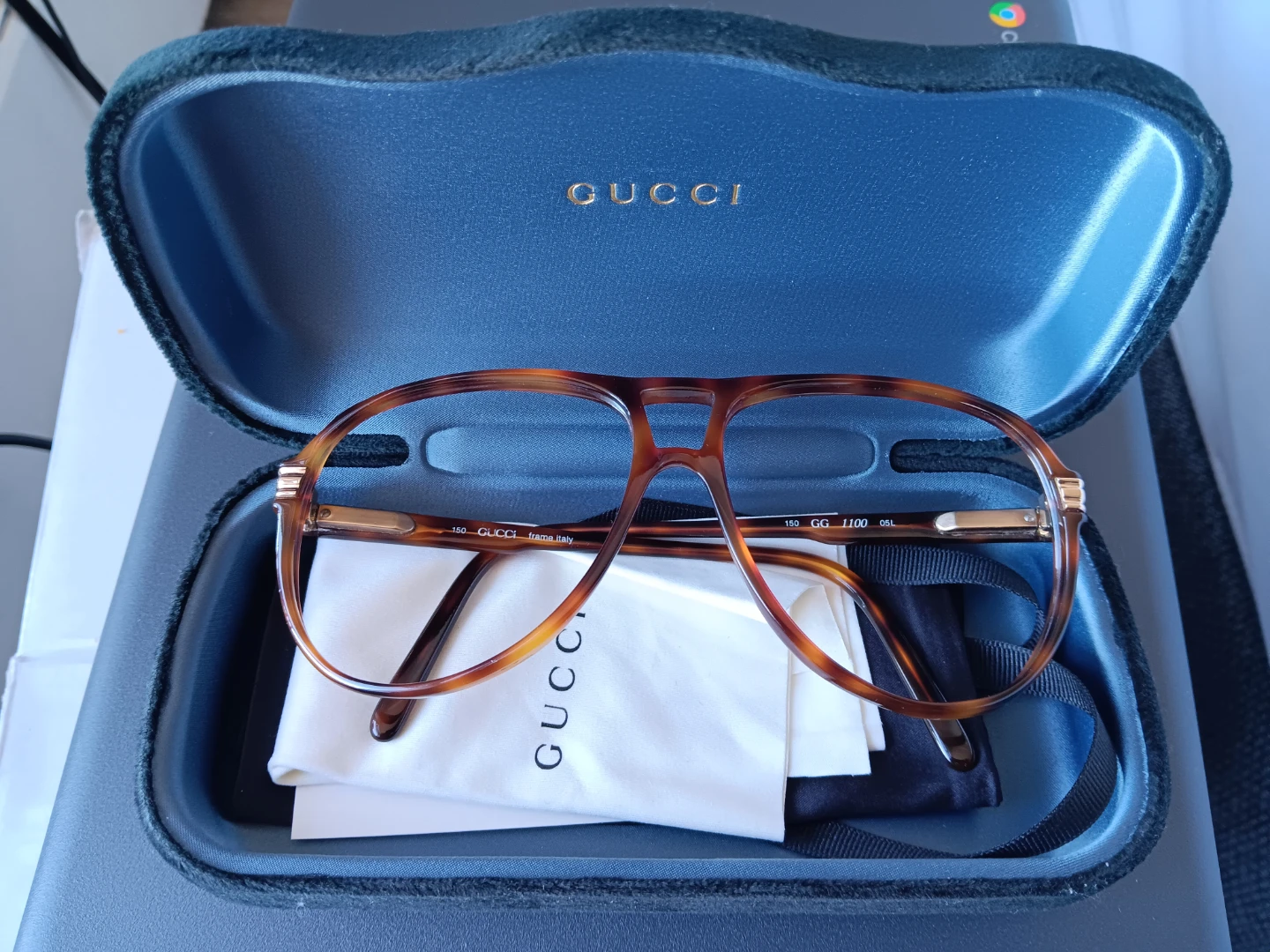 Vintage Gucci GG 1100 Large Tortoise Shell Aviator Frames - photo 4