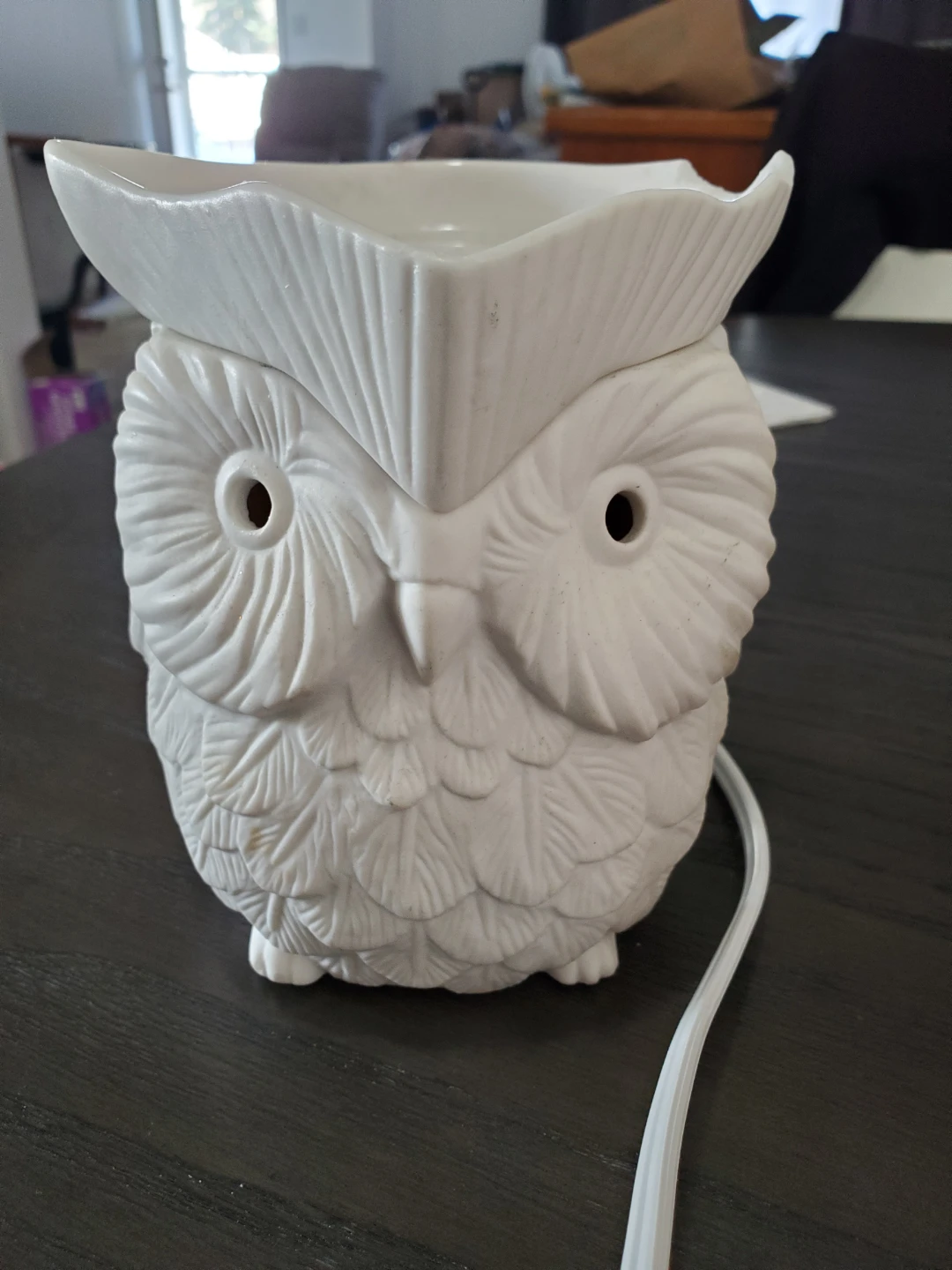 White Ceramic Owl Scented Wax Warmer