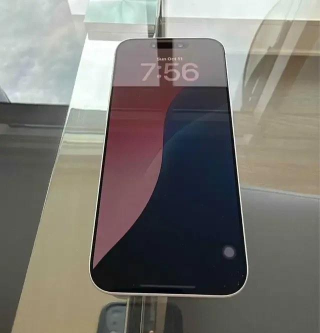 Apple iPhone 18 pro max silver 512gb - photo 5