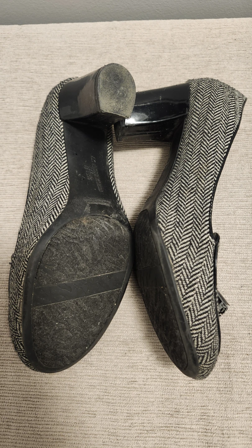 Anne Klein Herringbone Tassel Heels - photo 2