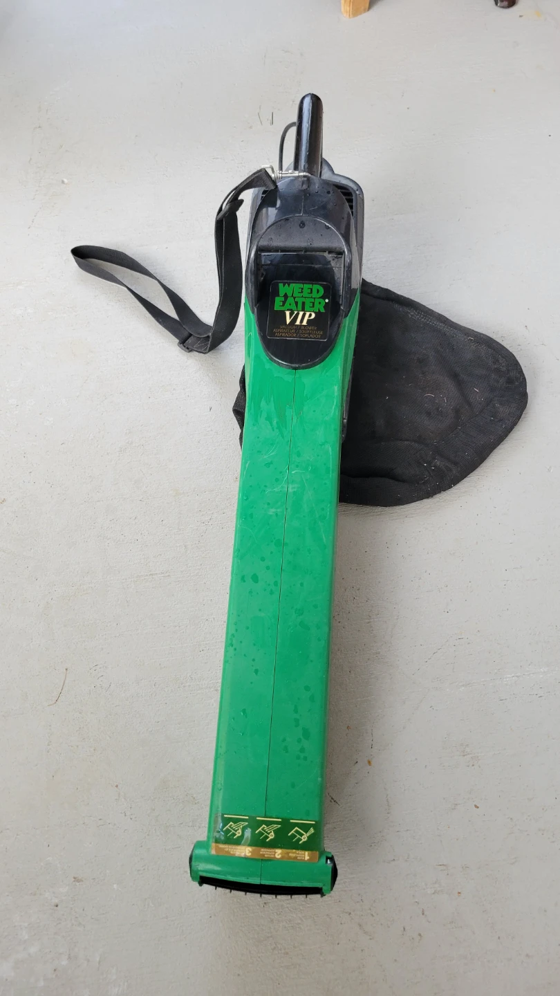 Weed Eater VIP GatorVac Blower and Vacuum - photo 2