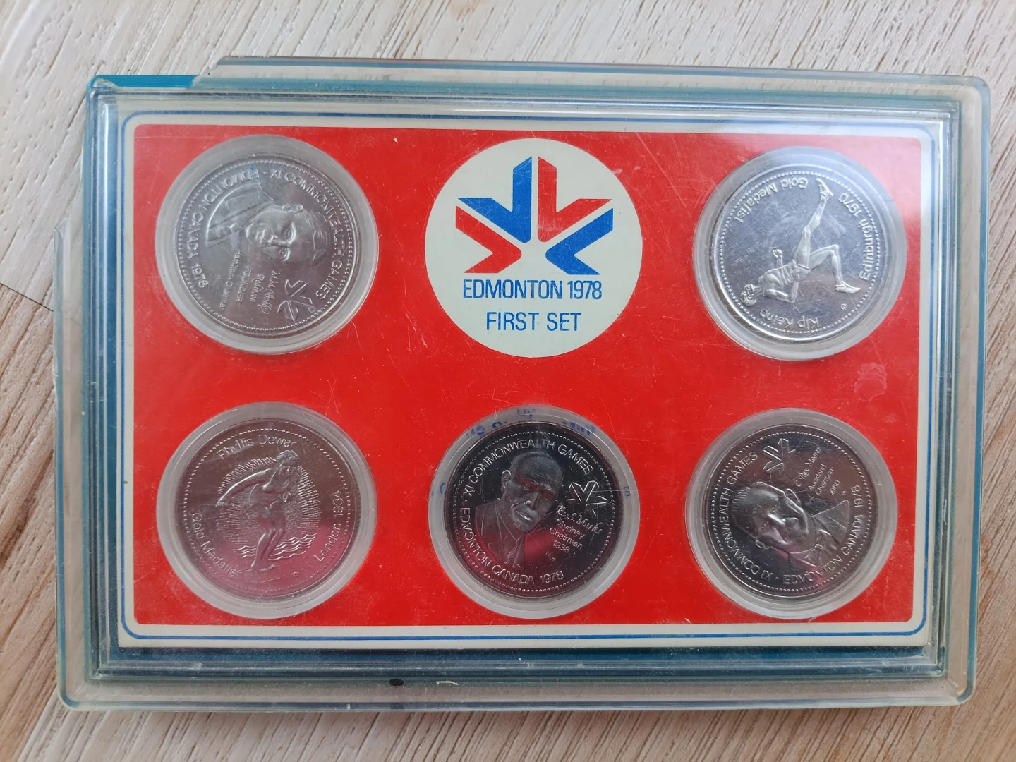1978 Edmonton Commonwealth Games Medal Set - photo 3