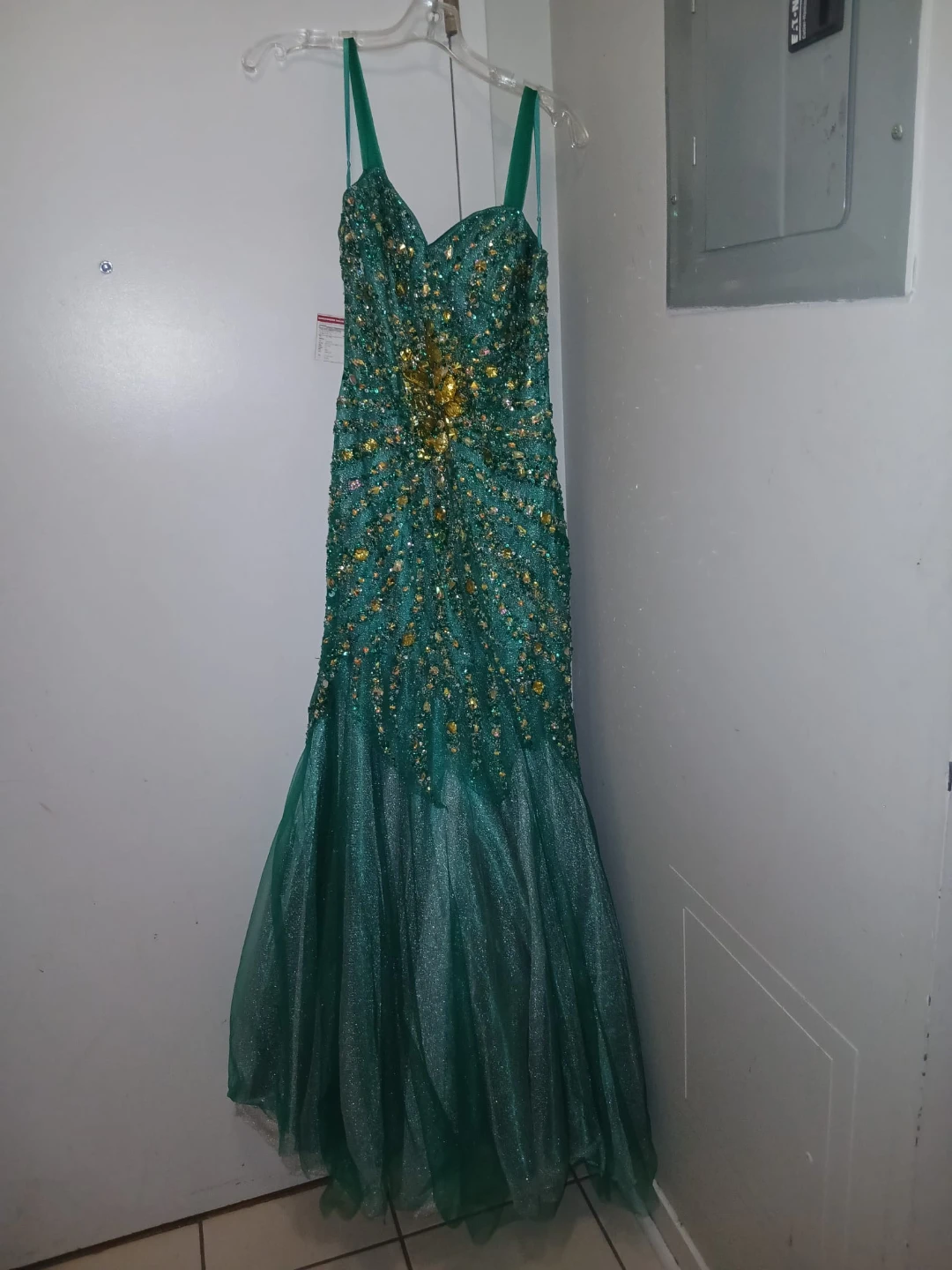 Emerald Green Beaded Evening Gown - photo 3