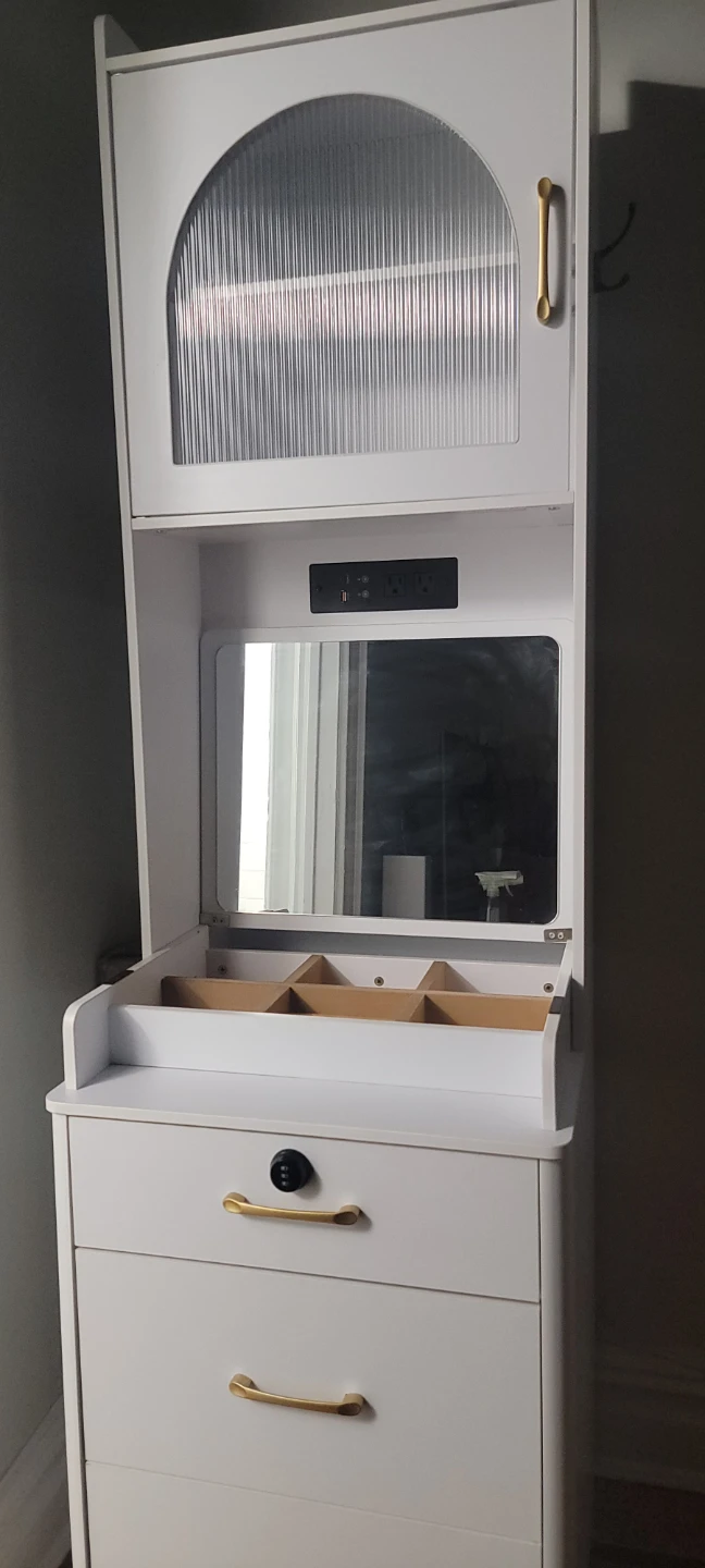Vanity + Chair✨️Like New✨️