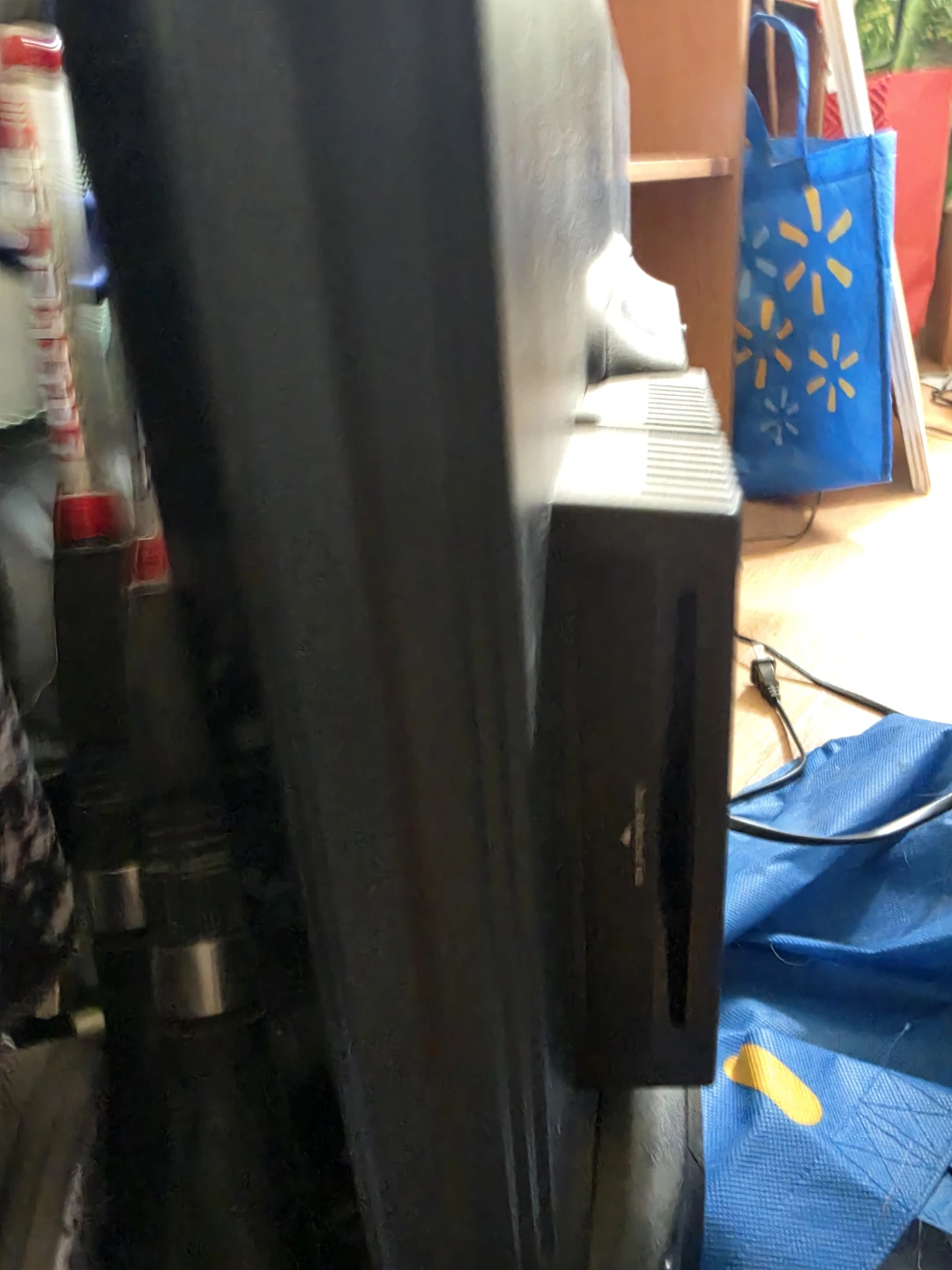 32 inch RCA Flat Screen TV - photo 3