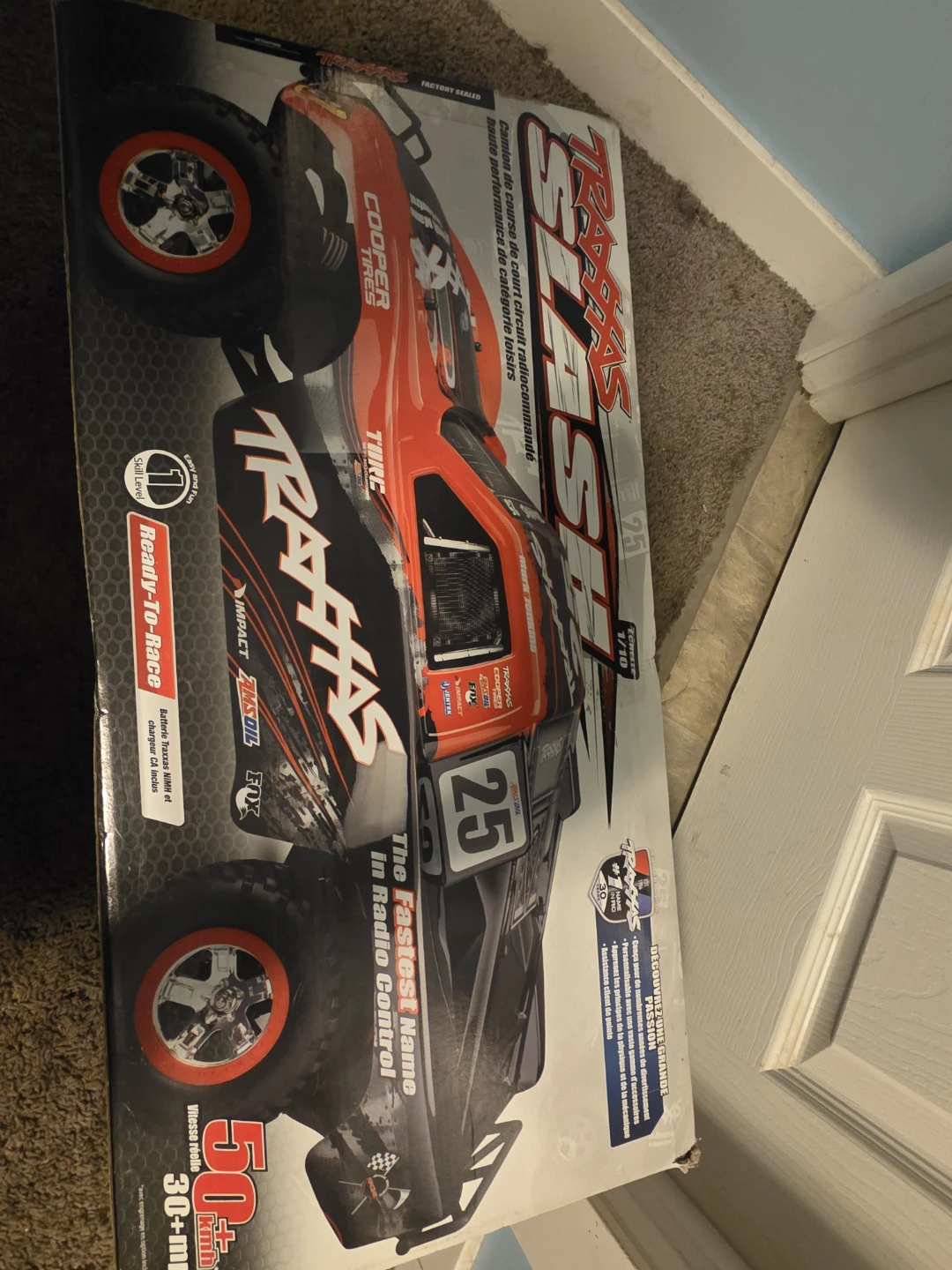 Traxxas Slash 1/10 Scale RC Truck - photo 2
