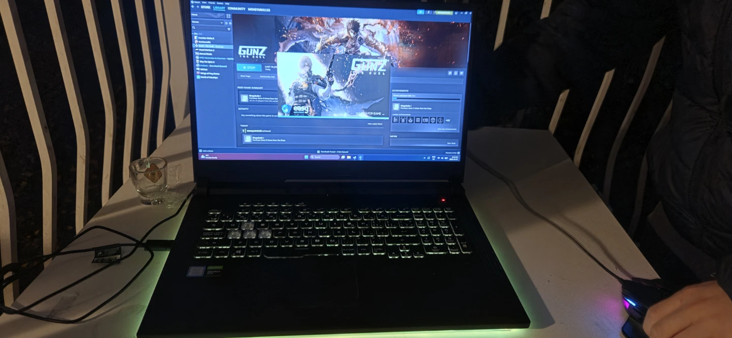 ASUS ROG Gaming Laptop - photo 2