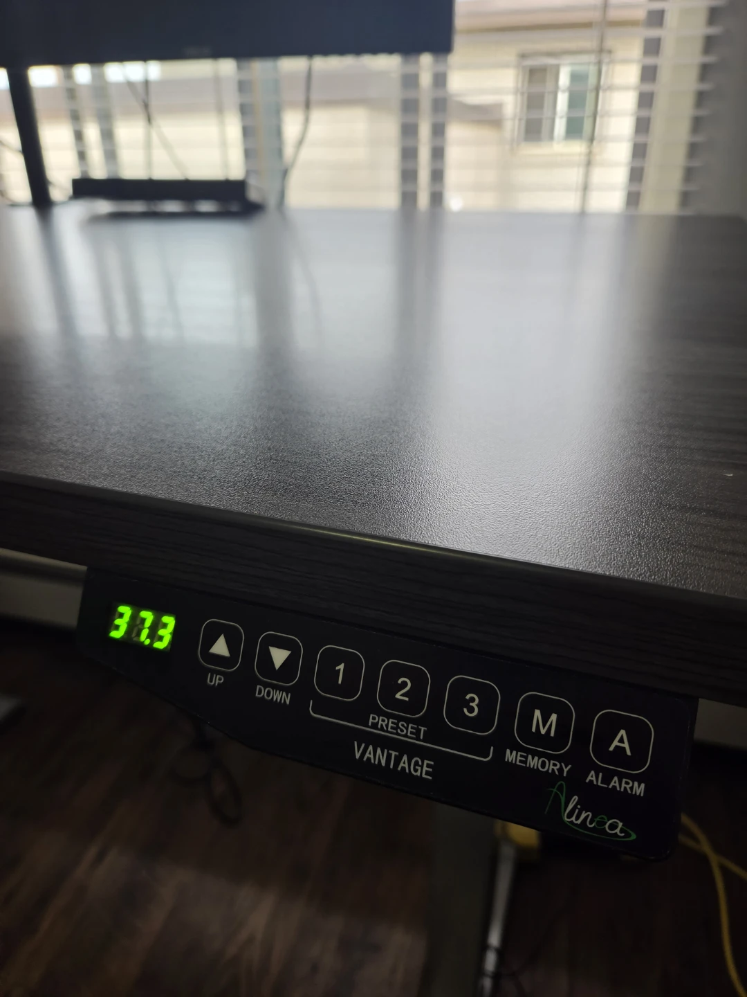 Alinea Vantage Standing Desk - photo 5