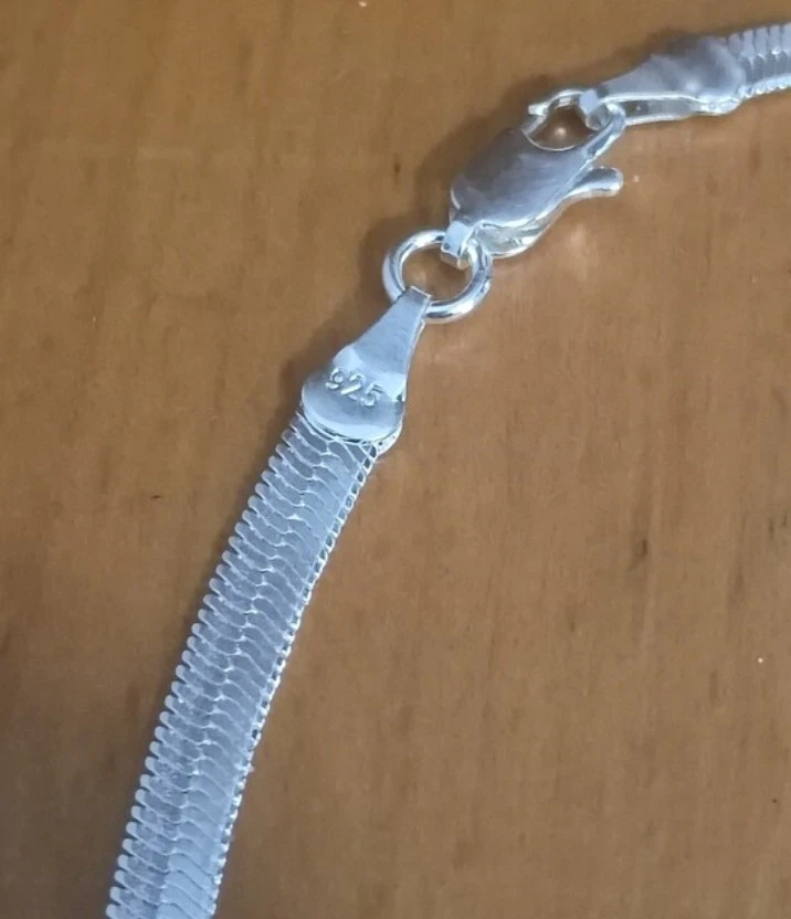 Silver herringbone chain - photo 4