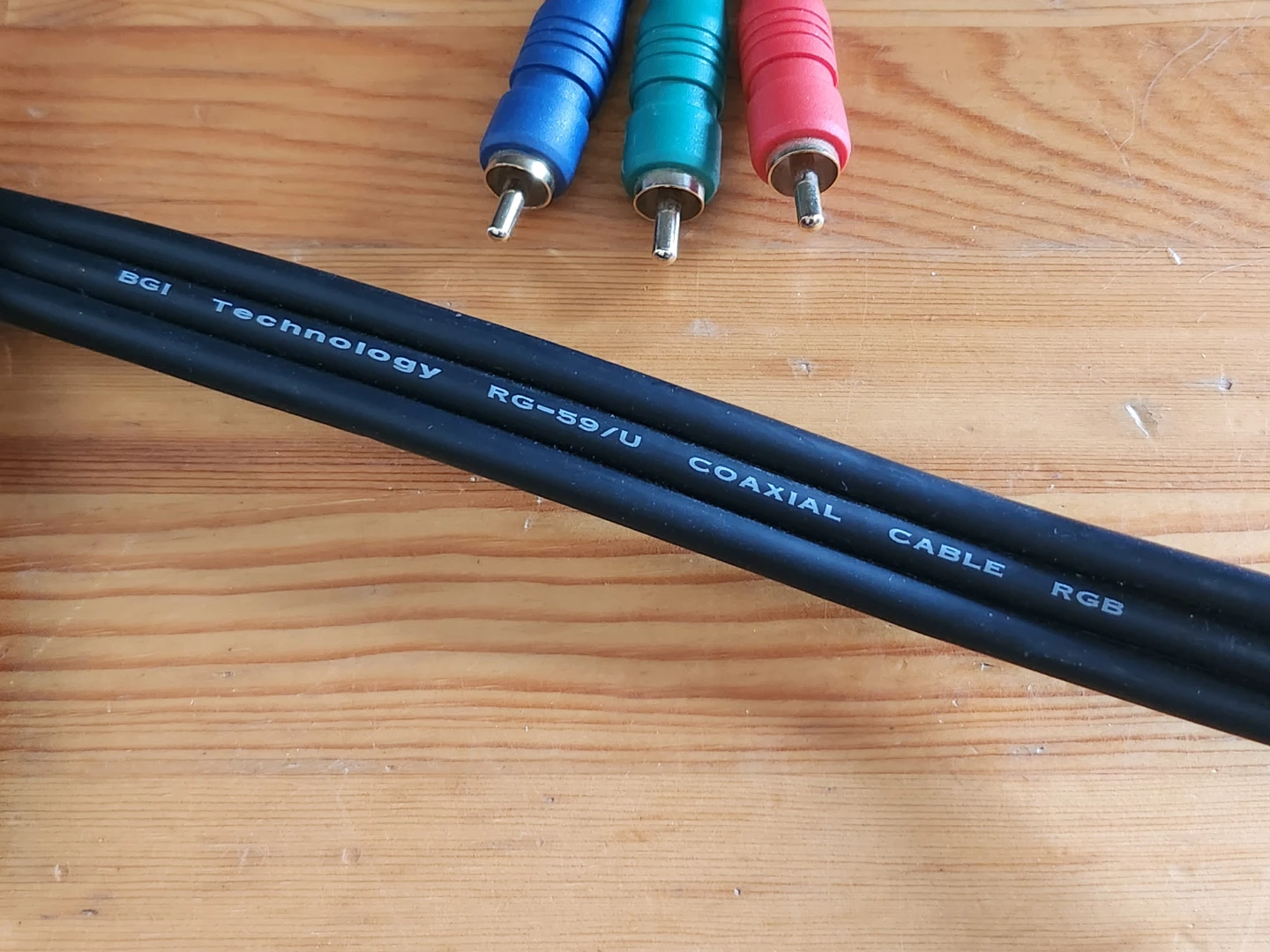 RCA Component Video Cable (RGB) 5ft - photo 2