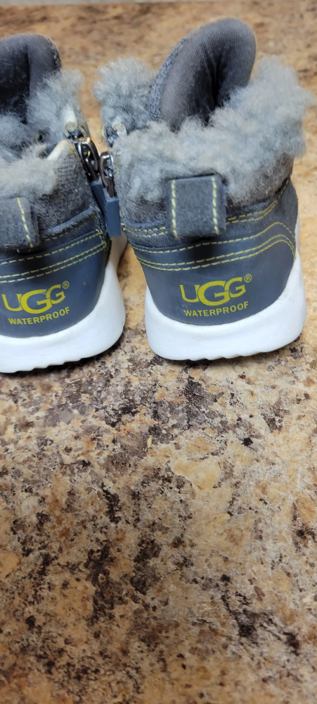 UGG Waterproof Winter Boots sz 7 - photo 5