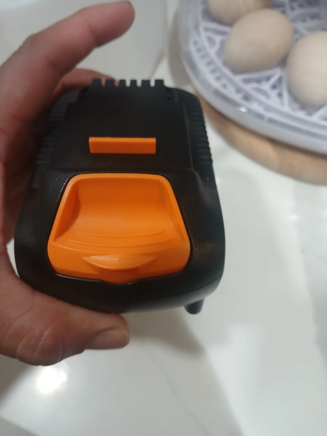 20V Max 6.0Ah Lithium Ion Battery - photo 4