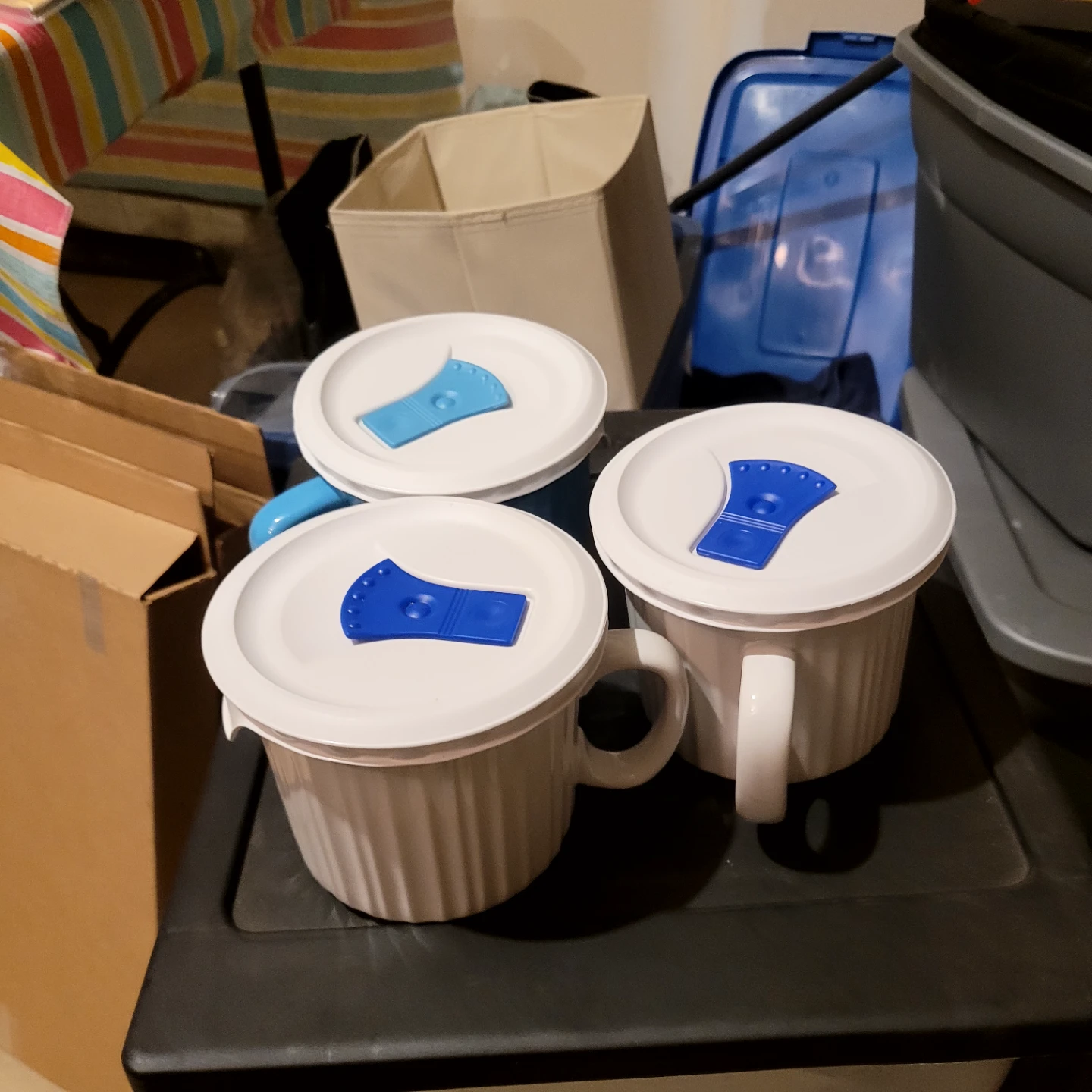 Set of 3 Microwave Mugs with Lids. $5 EACH or 3 $10