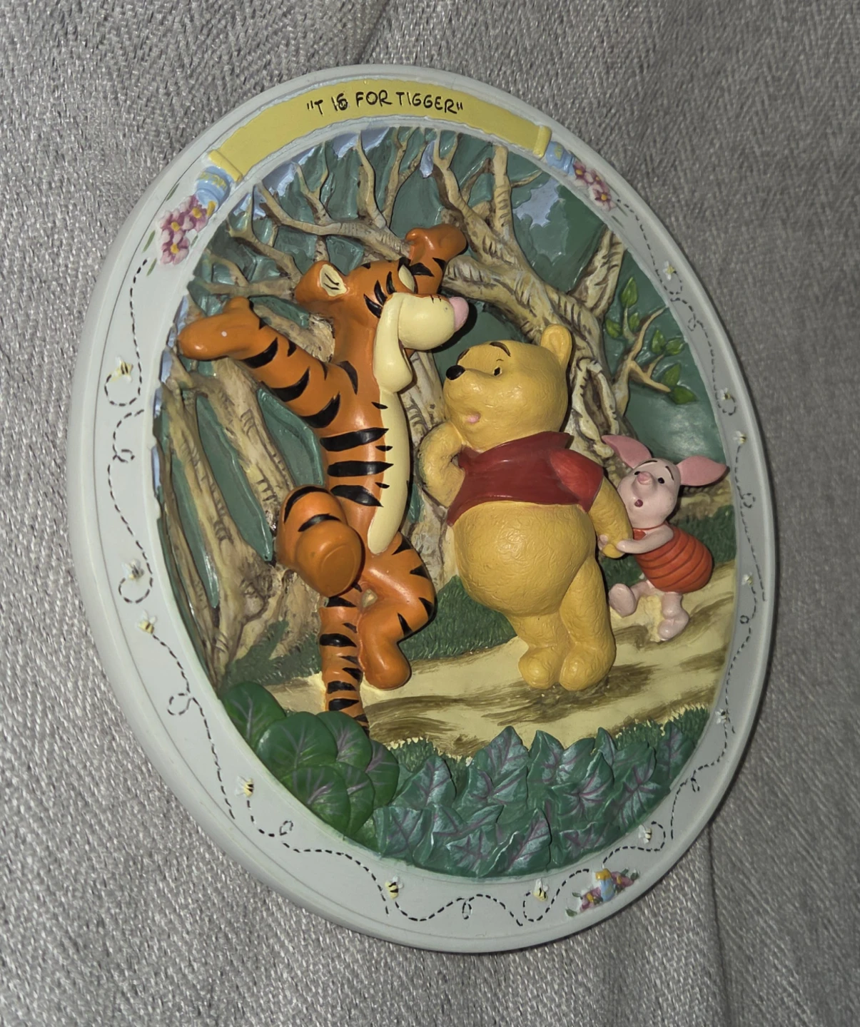 Set of 4 Winnie the Pooh Decorative Relief Plates - photo 4
