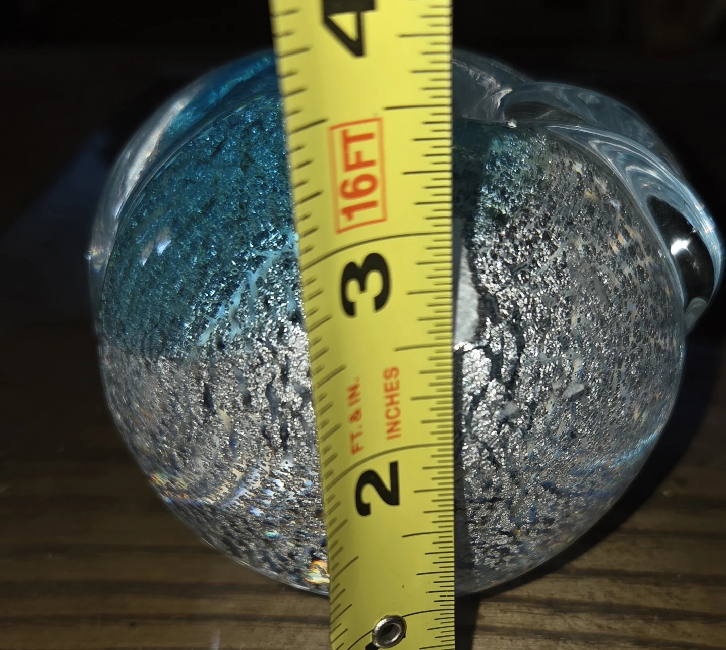 Murano style Blue and Silver Glass Apple Paperweight - photo 5