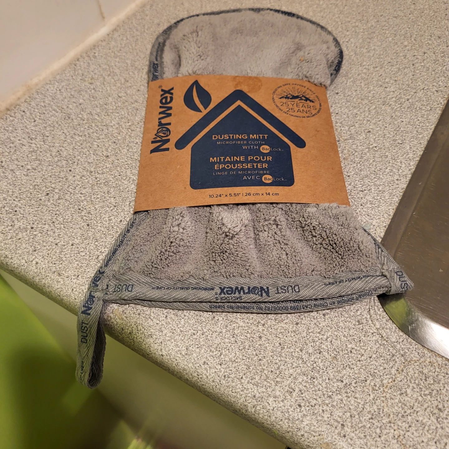 Norwex Dusting Mitts and Scrub Cloth - photo 5
