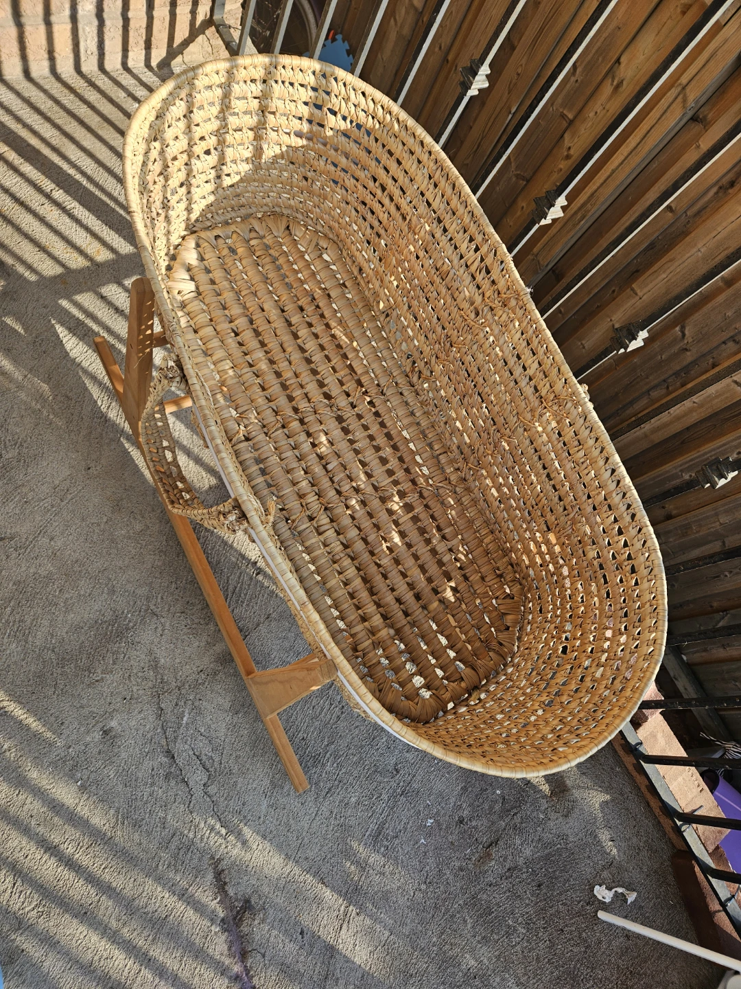Wicker Moses Basket with Wooden Rocking Stand - photo 2