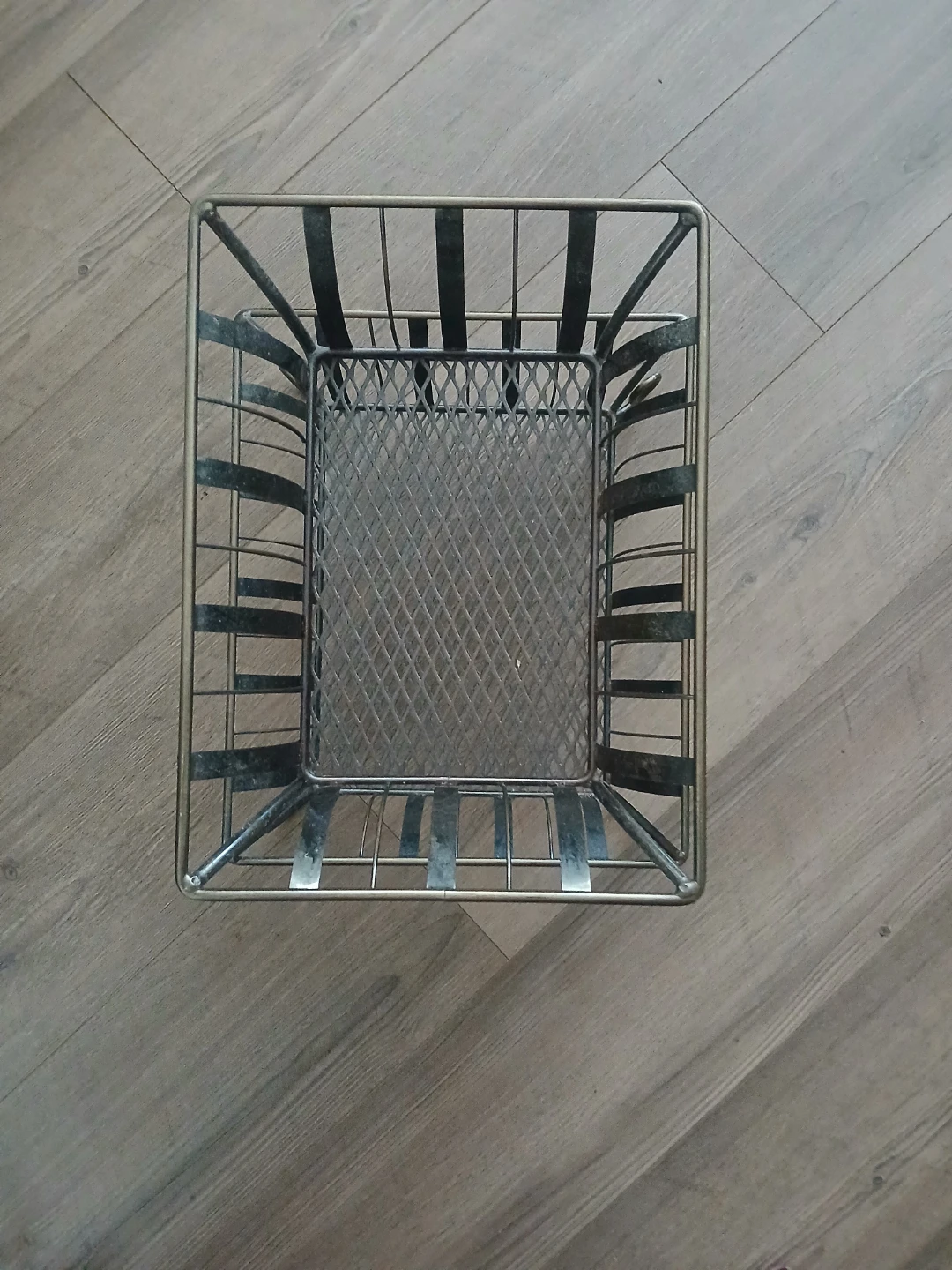 Vintage style metal basket - photo 2