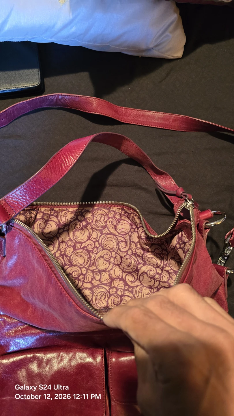 Hobo International Red Leather Shoulder Bag - photo 2