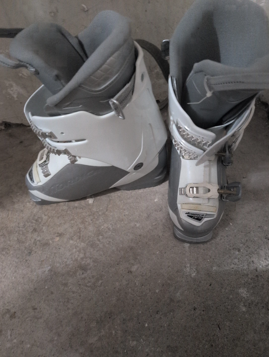 Ski boots Nordica size 7 - photo 3