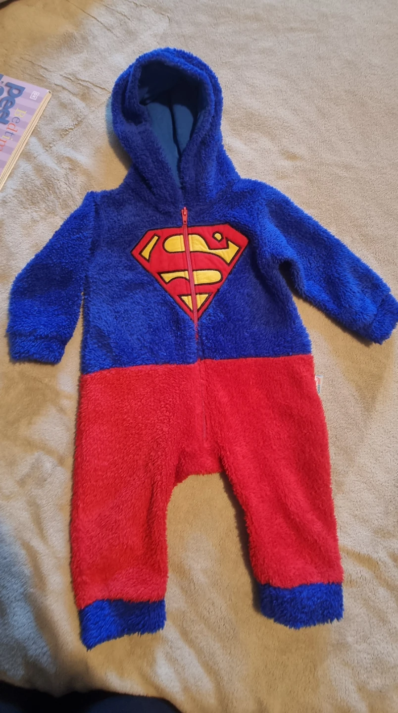 Superman hooded fleece jumpsuit size - 12m