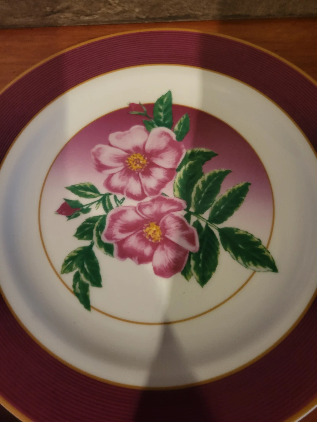 Set of 3 Avon Floral Collector Plates - photo 4