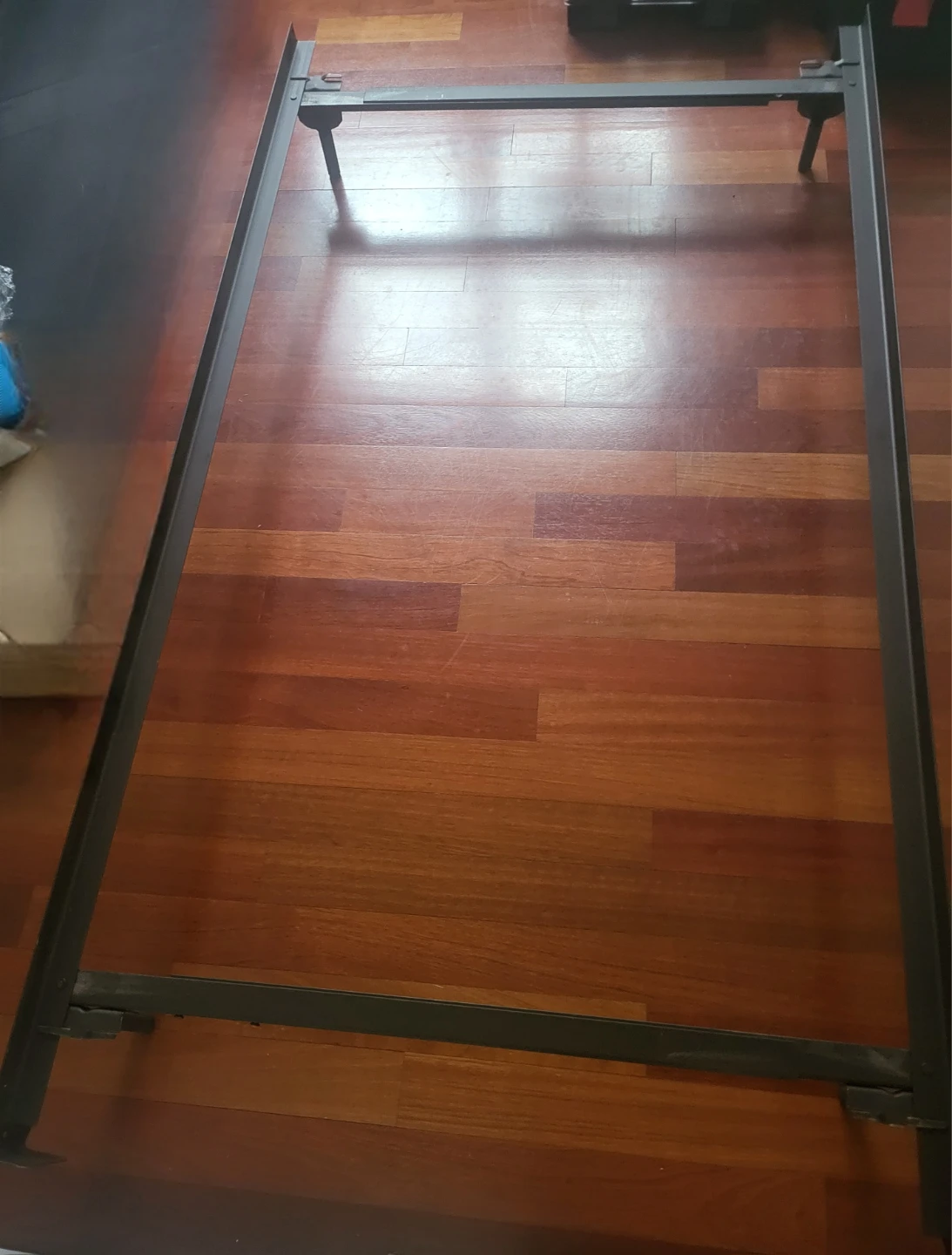 Adjustable Metal Bed Frame – Twin / Full Size - photo 4