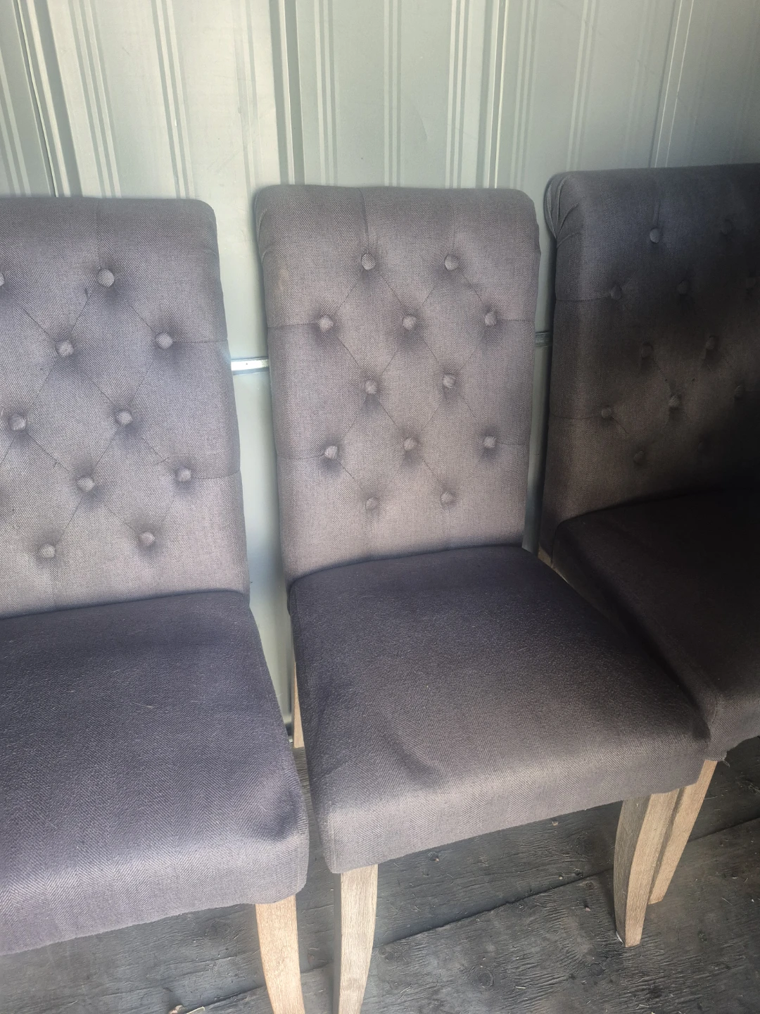Set of 3 Tufted Dining Chairs - photo 3
