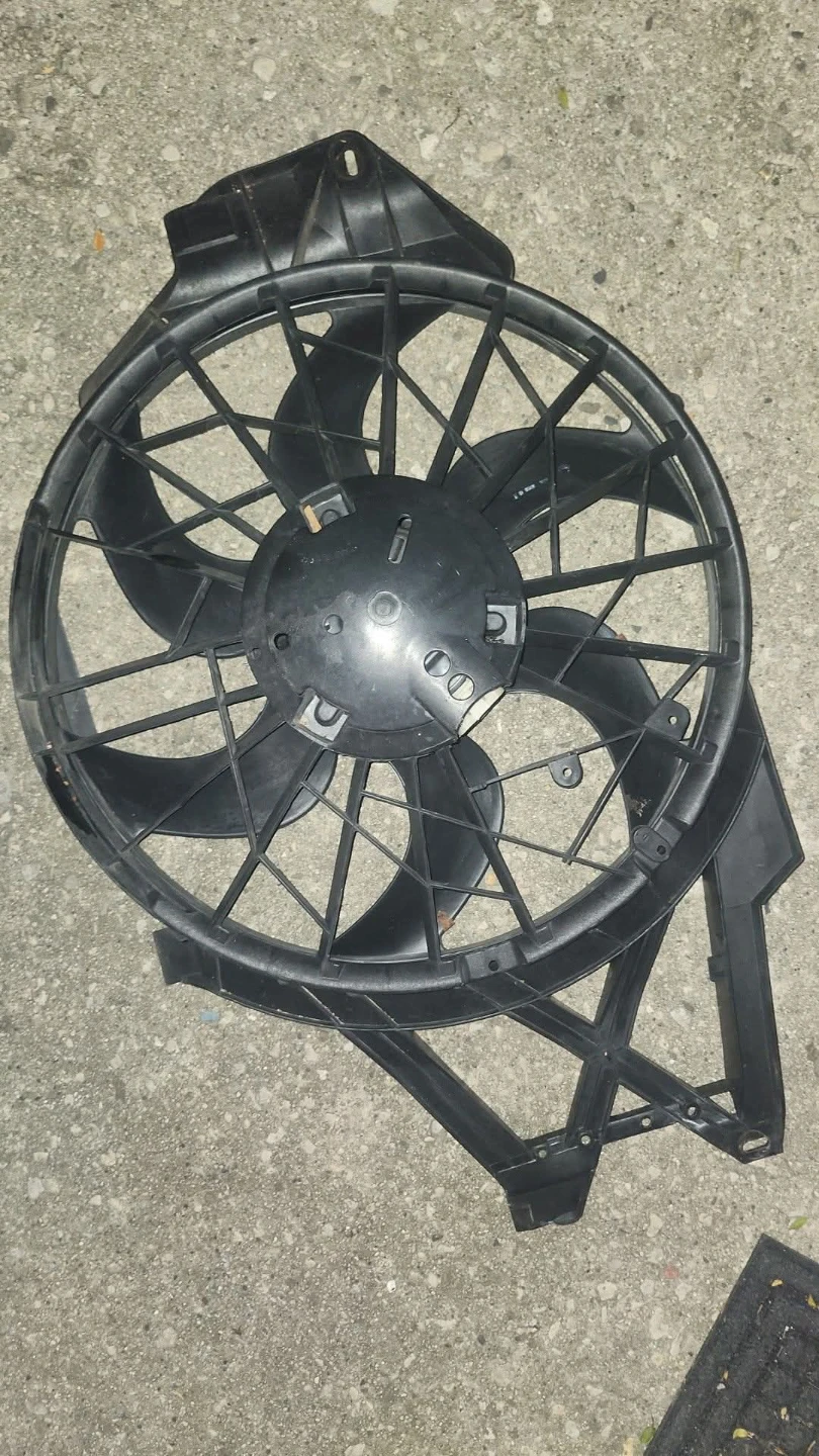 Automotive Radiator Cooling Fan Assembly